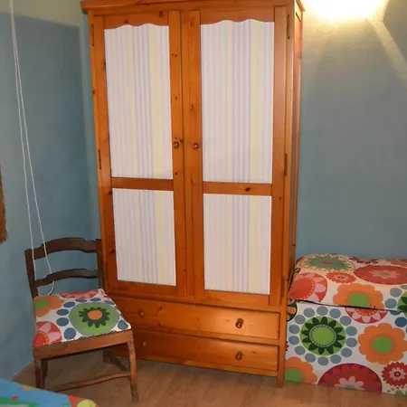 Casa Junia Chalé *