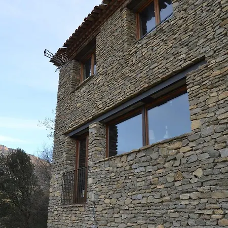 Casa Junia * La Baronia de Sant Oisme